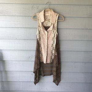 NEVER WORN a’reve tunic vest